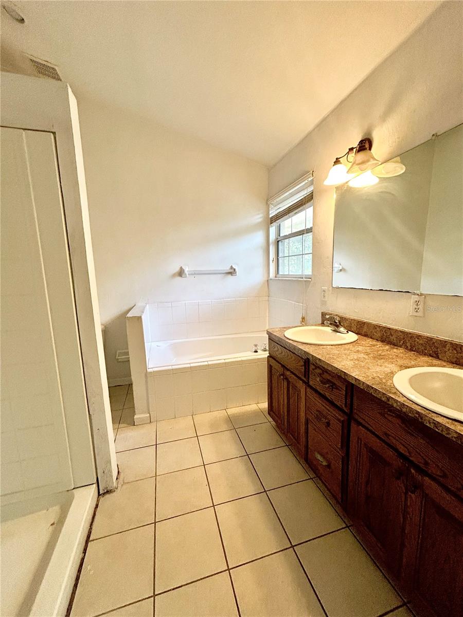 REPLAT SYLVANIA TERRACE - Residential