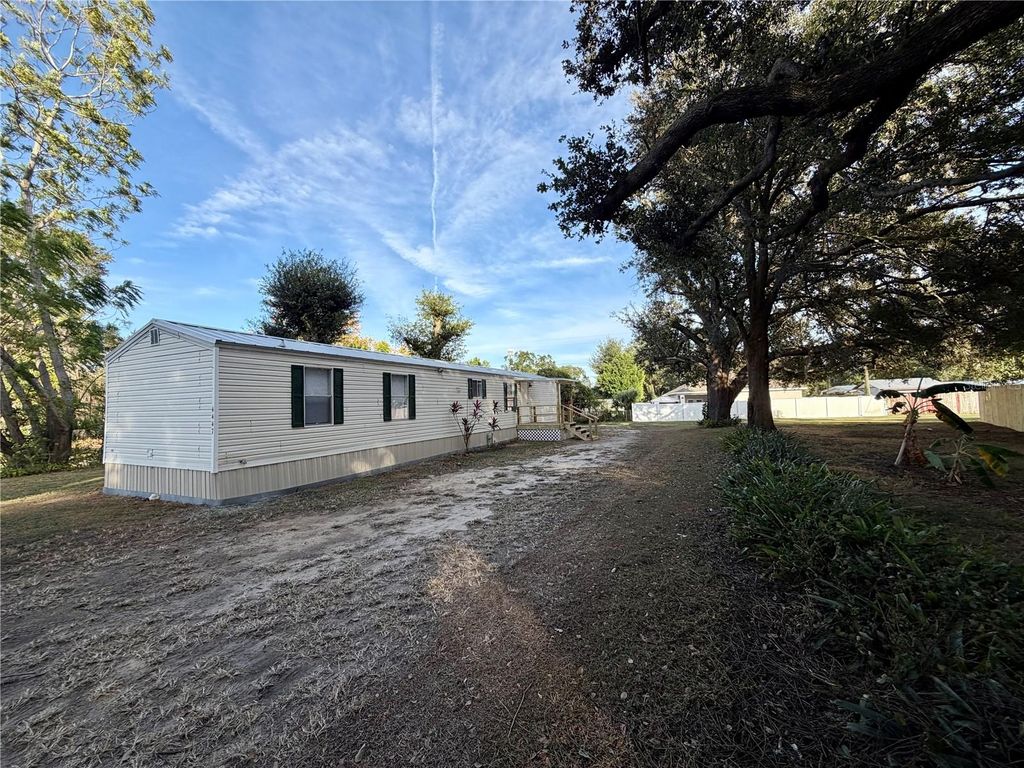 Photo of 4447 Tammy Lee Lane, Lakeland, FL 33813 (MLS # L4957255)