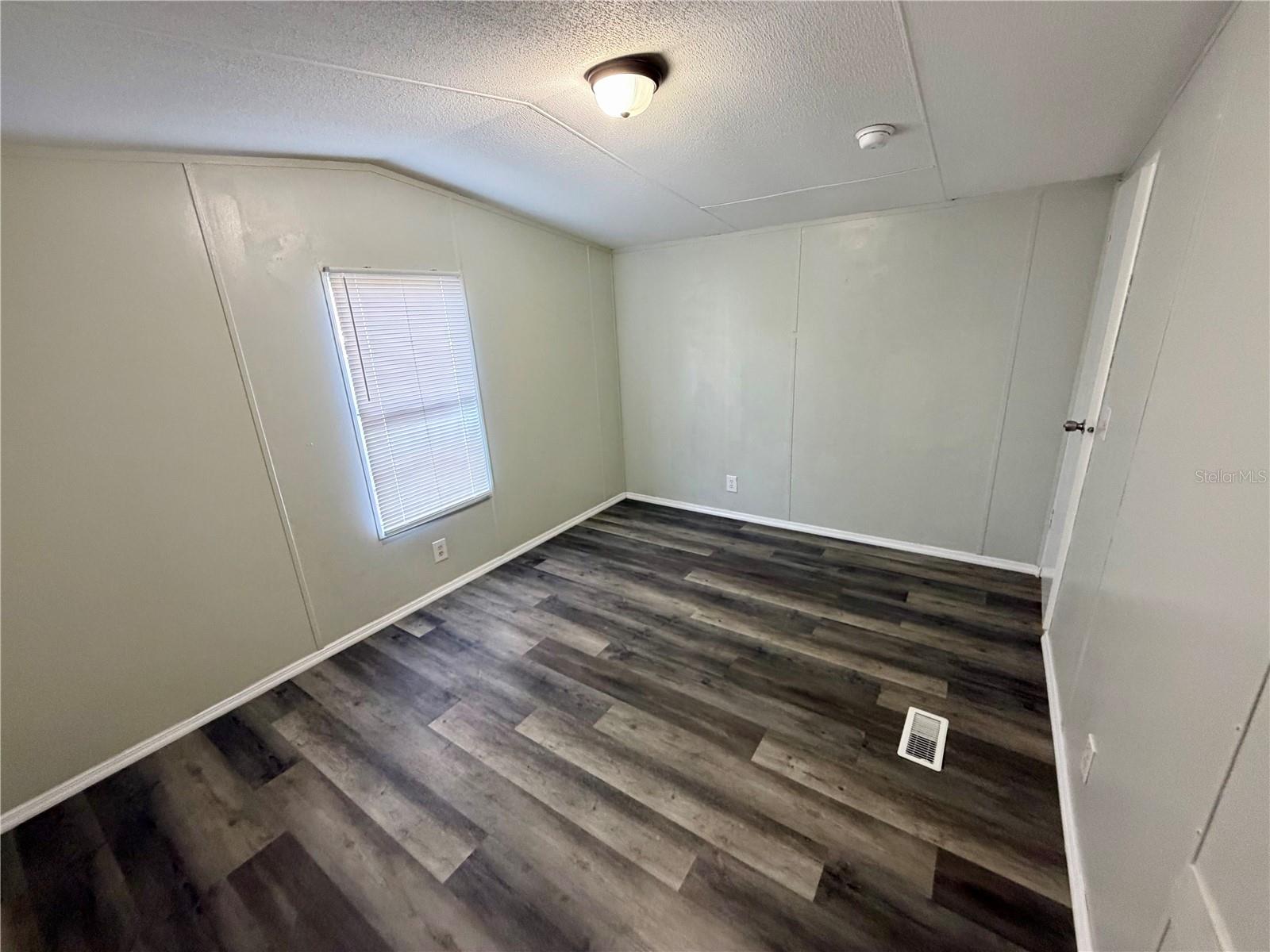 HASKELL GROVES FIRST ADD - Residential