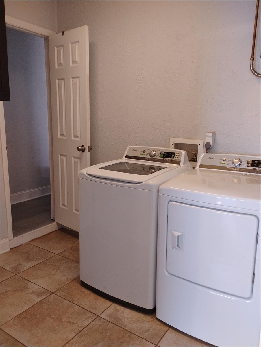 DOVE HOLLOW-UNIT II - Residential