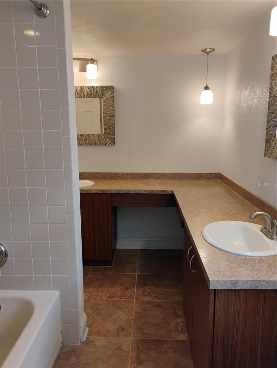 DOVE HOLLOW-UNIT II - Residential