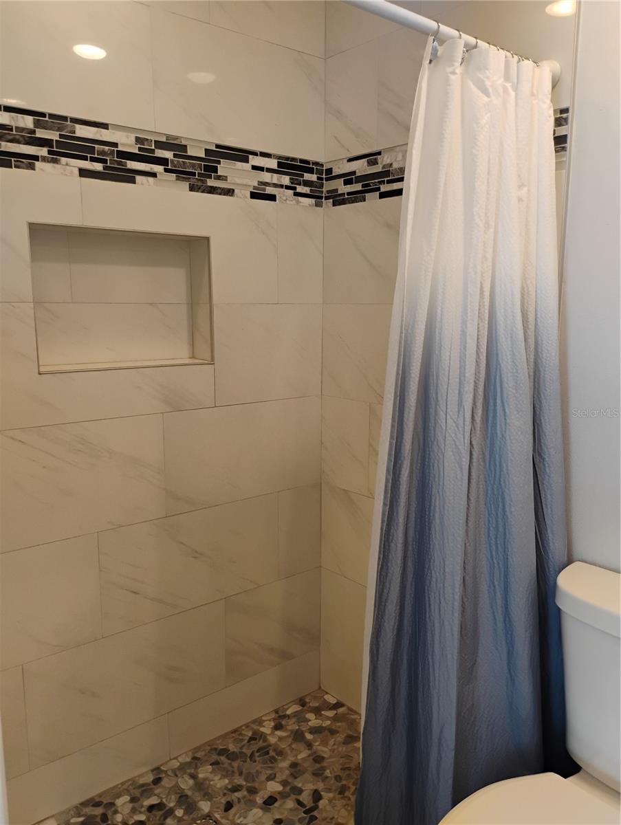 DOVE HOLLOW-UNIT II - Residential