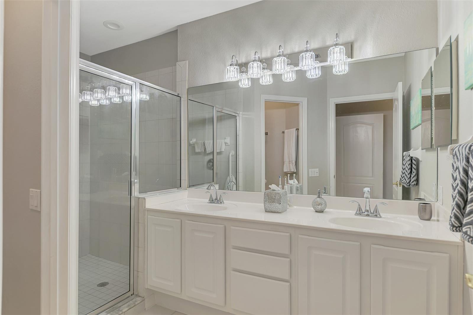 RAVINIA - Residential