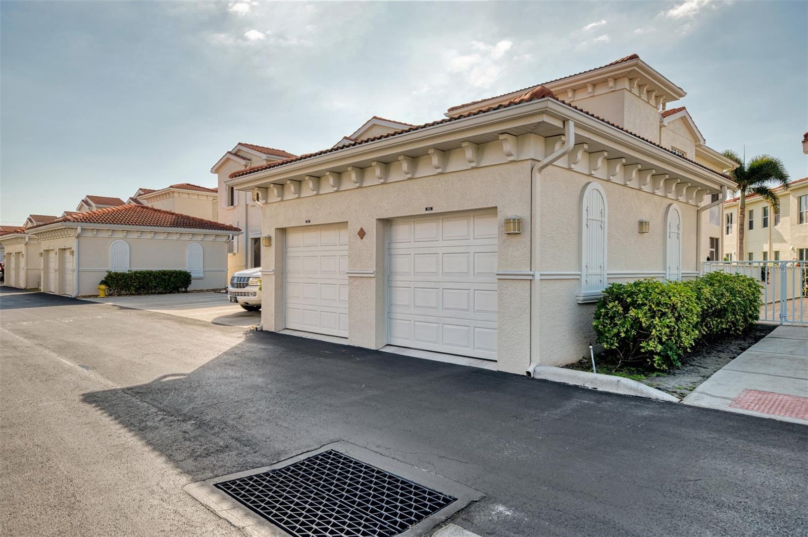 RAVINIA - Residential