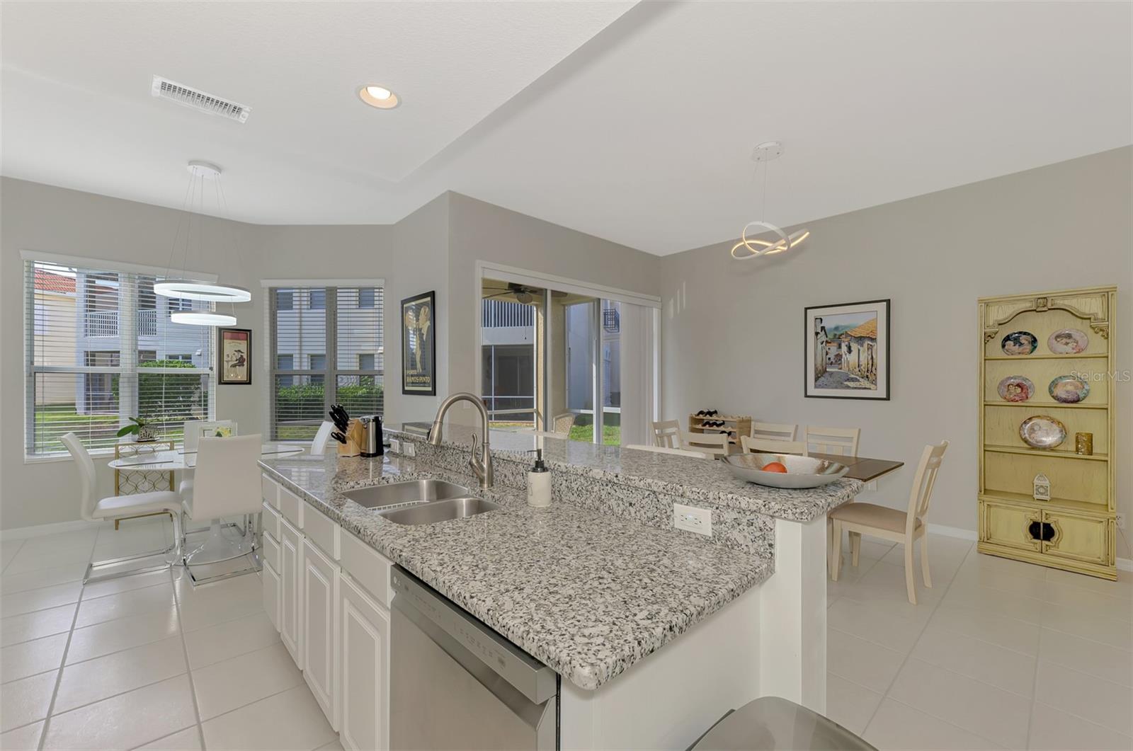 RAVINIA - Residential