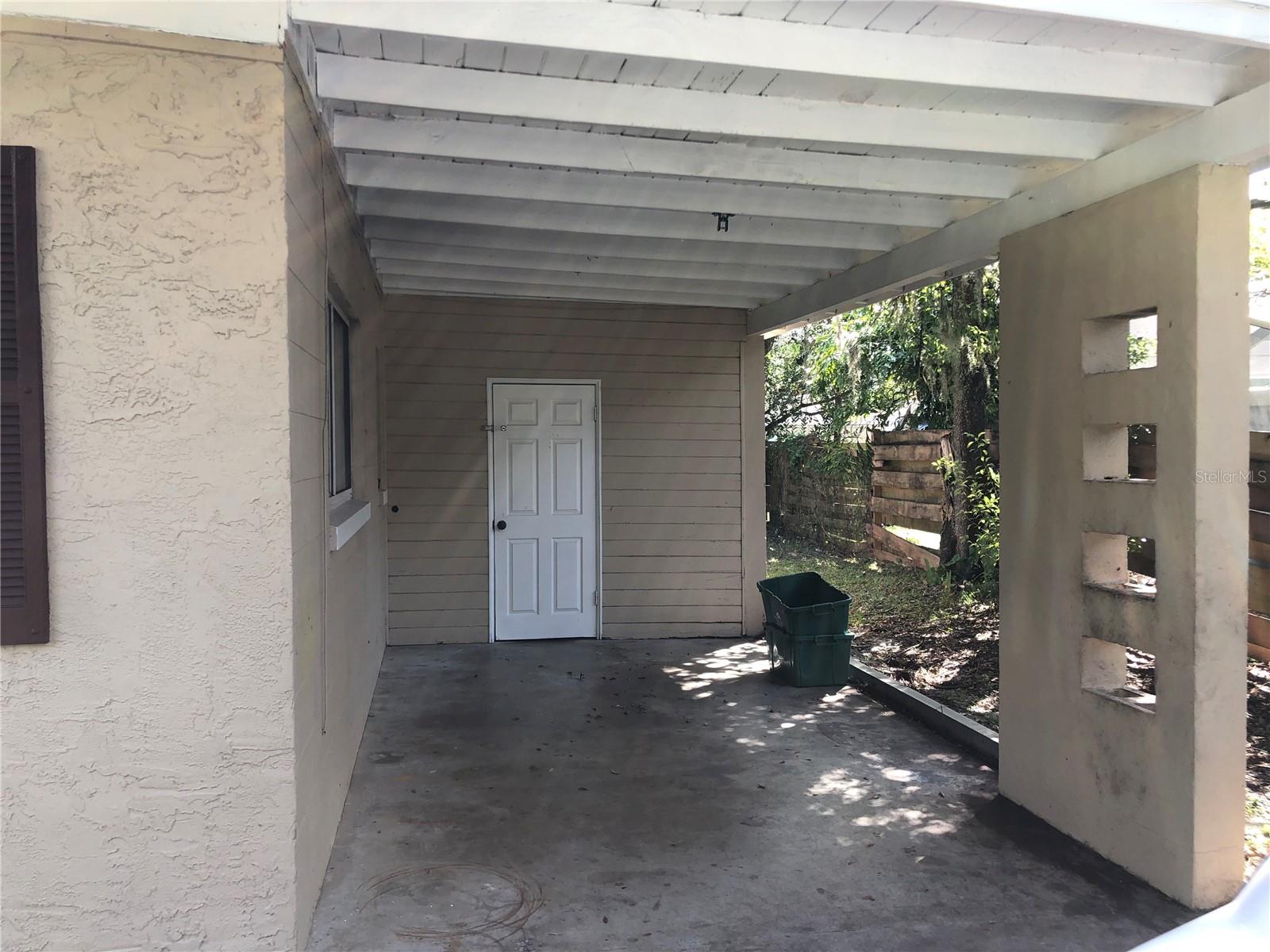 REDINGTON WOODS - Residential Lease