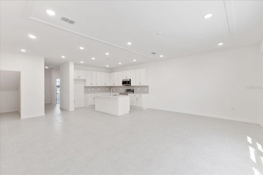 Photo of 1427 Alston Bay Boulevard, Apopka, FL 32703 (MLS # O6336130)