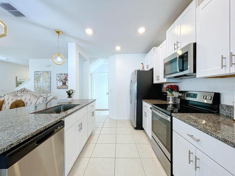 ABBOTT SQUARE PH 2 - Residential