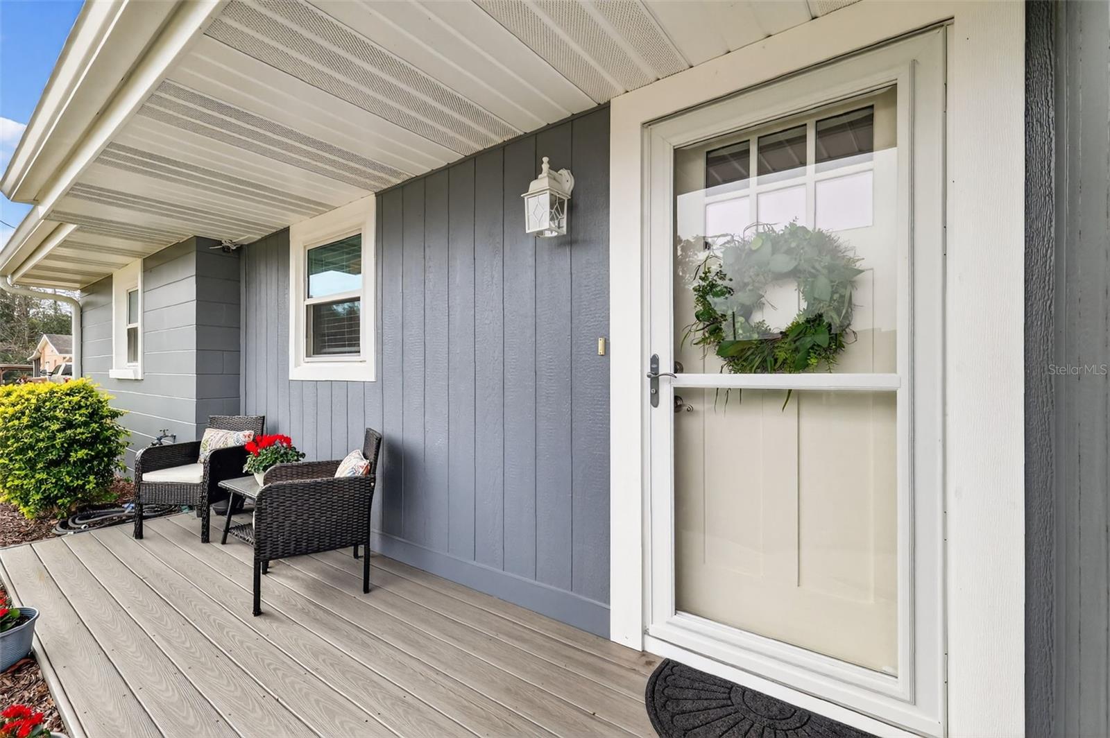 LAKE HARRIS SHORES - Residential