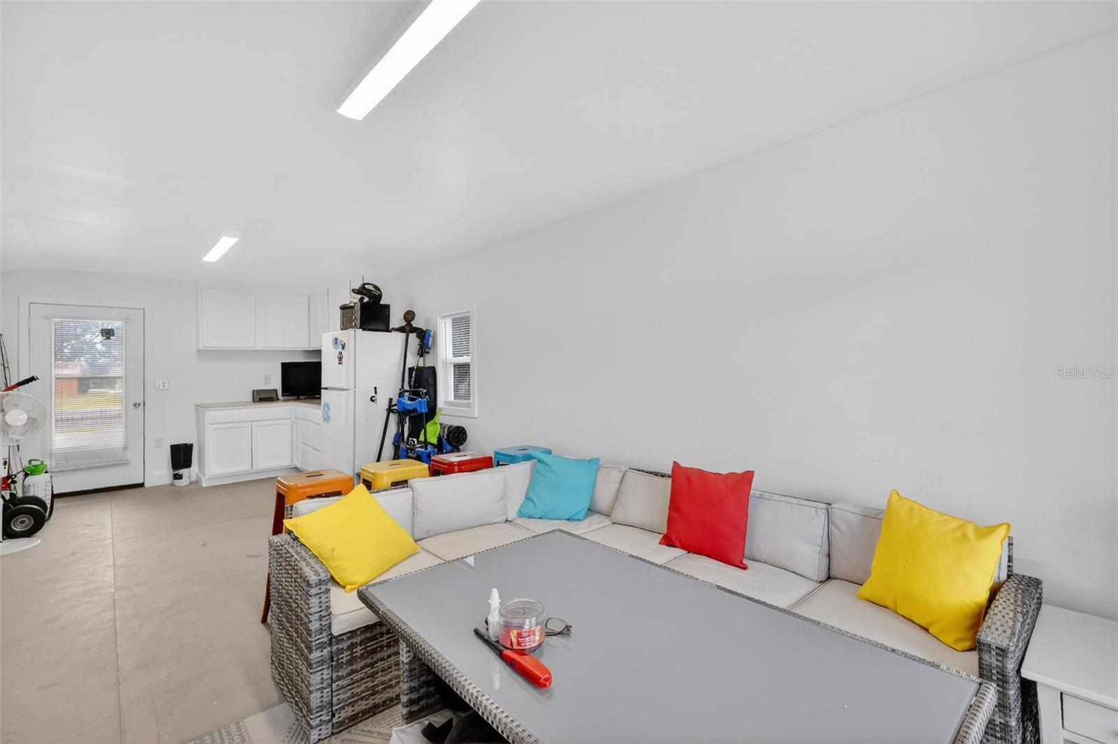 LAKE HARRIS SHORES - Residential