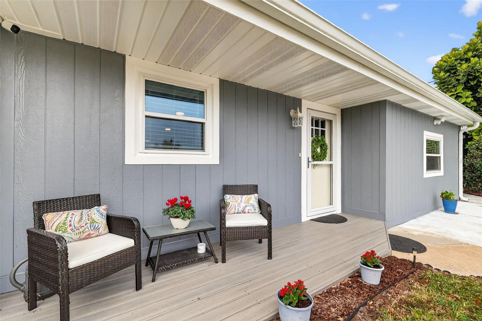 LAKE HARRIS SHORES - Residential