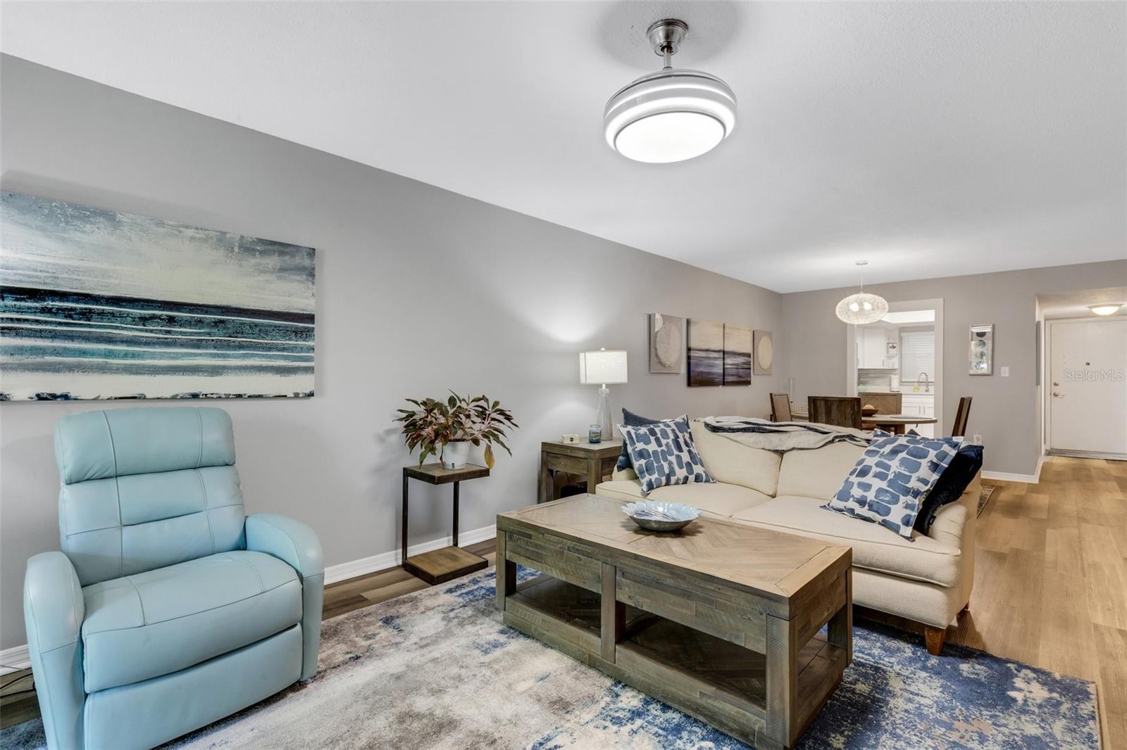 BAYSHORE ON THE LAKE APTS III SEC1 - Residential