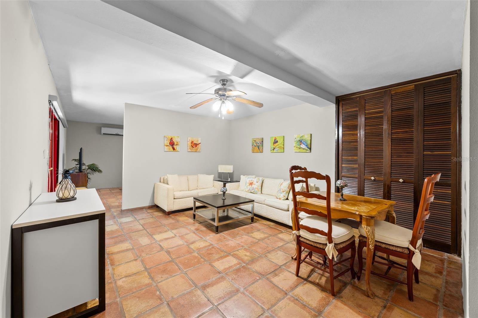 VILLA CAPARRA NORTE - Residential