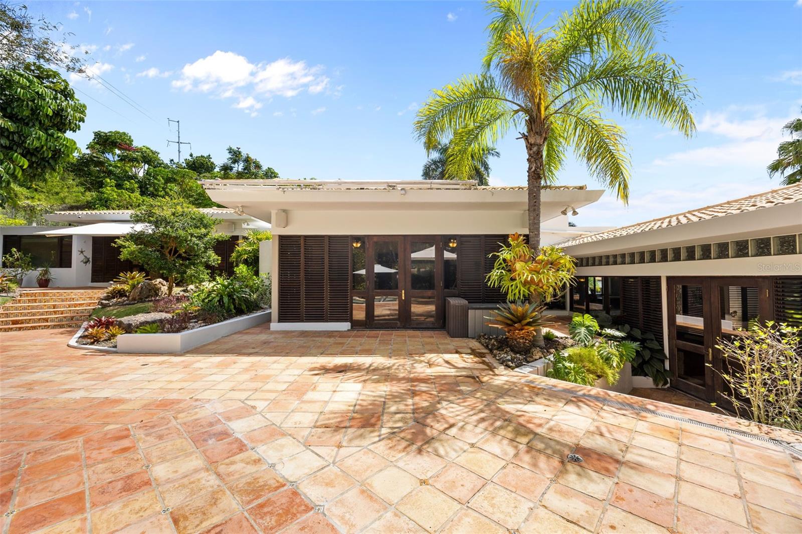 VILLA CAPARRA NORTE - Residential