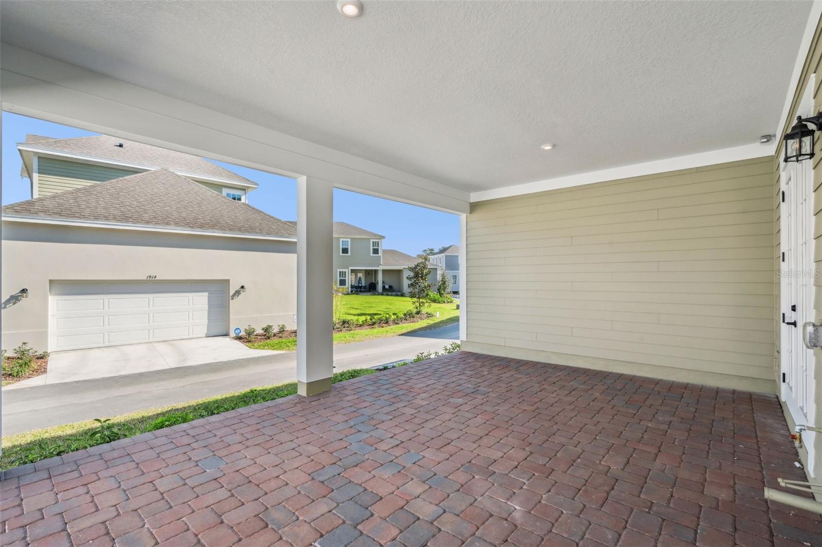 CELEBRATION ISLAND VILLAGE - Residential