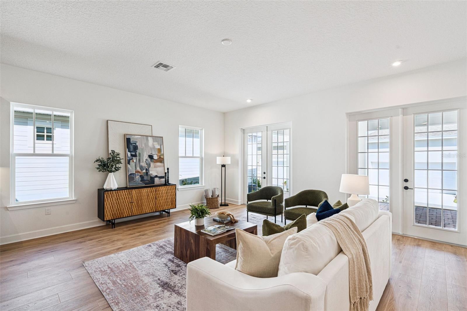 CELEBRATION ISLAND VILLAGE - Residential