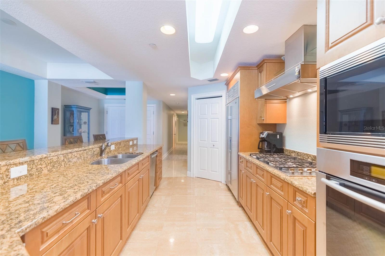 CHATEAU ON WHITE SANDS CONDO - Residential