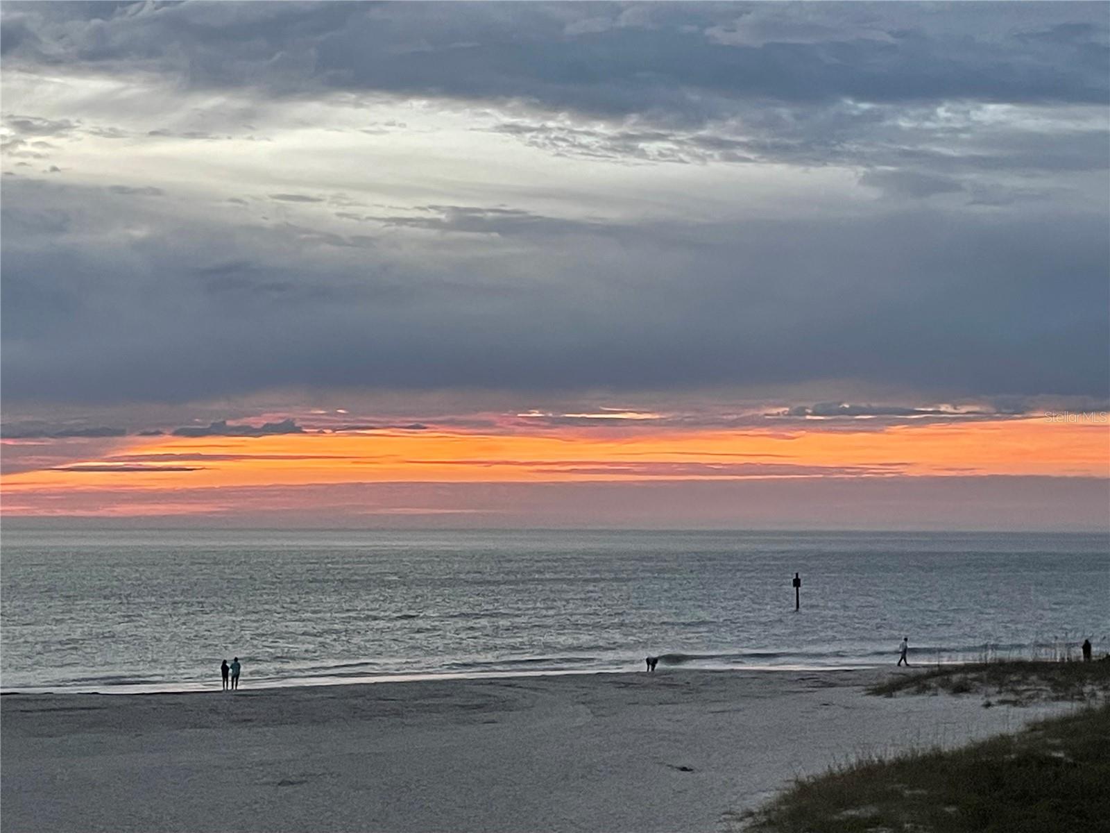 CHATEAU ON WHITE SANDS CONDO - Residential