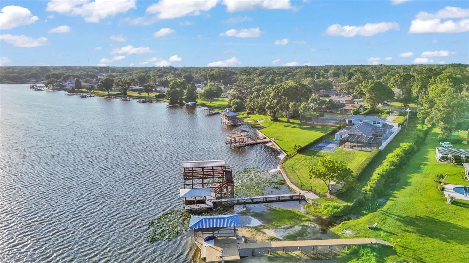 390 WINDERMERE DRIVE