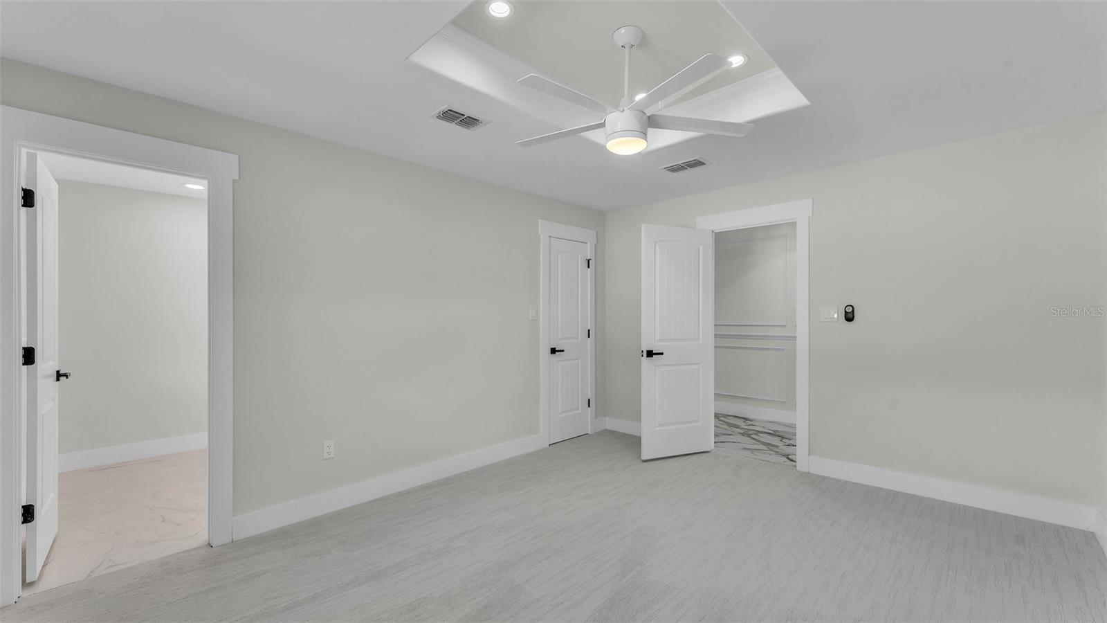 LAKE GIBSON ESTS - Residential