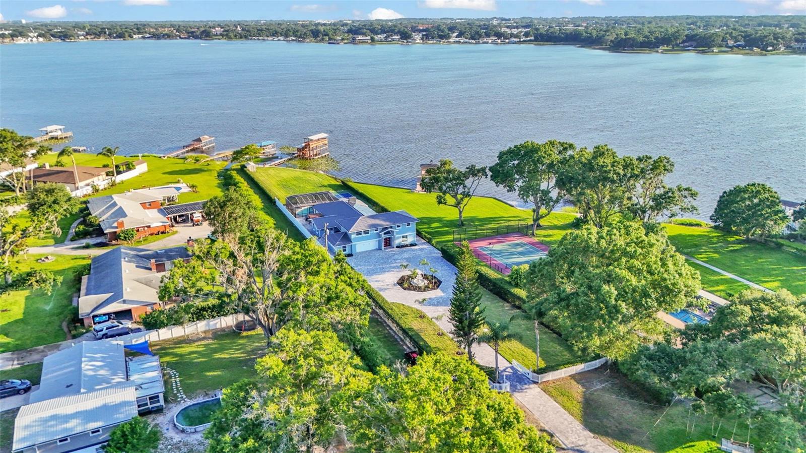 LAKE GIBSON ESTS - Residential