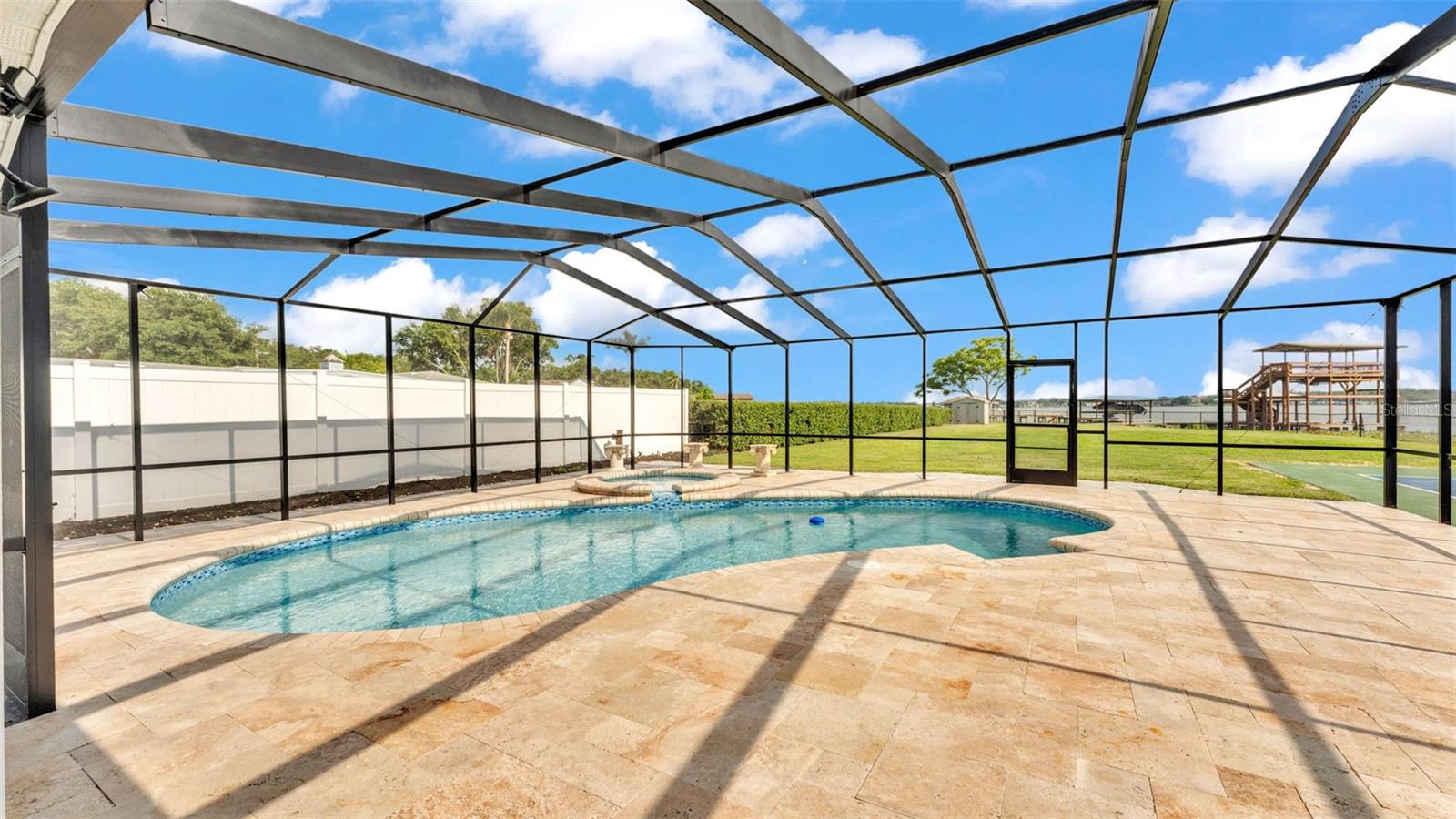 LAKE GIBSON ESTS - Residential