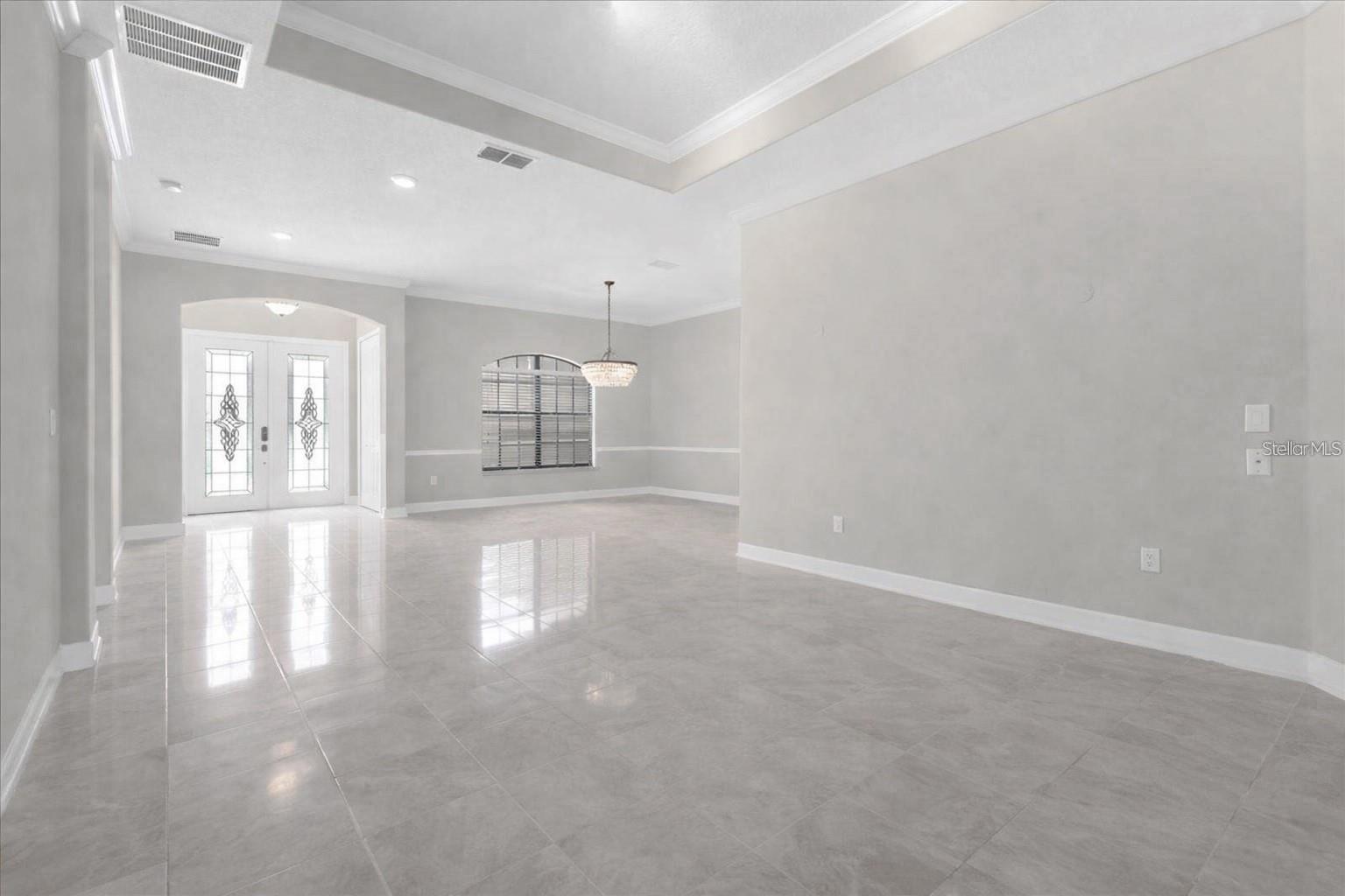 HEATHROW COUNTRY ESTATE - Residential