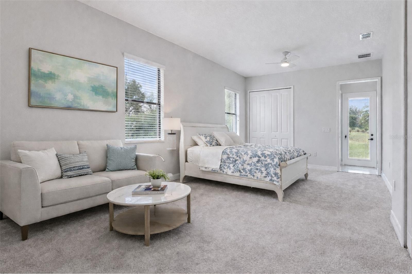 HEATHROW COUNTRY ESTATE - Residential