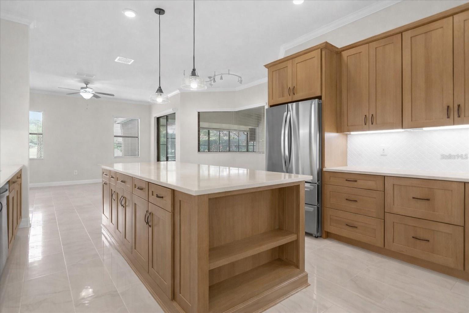 HEATHROW COUNTRY ESTATE - Residential