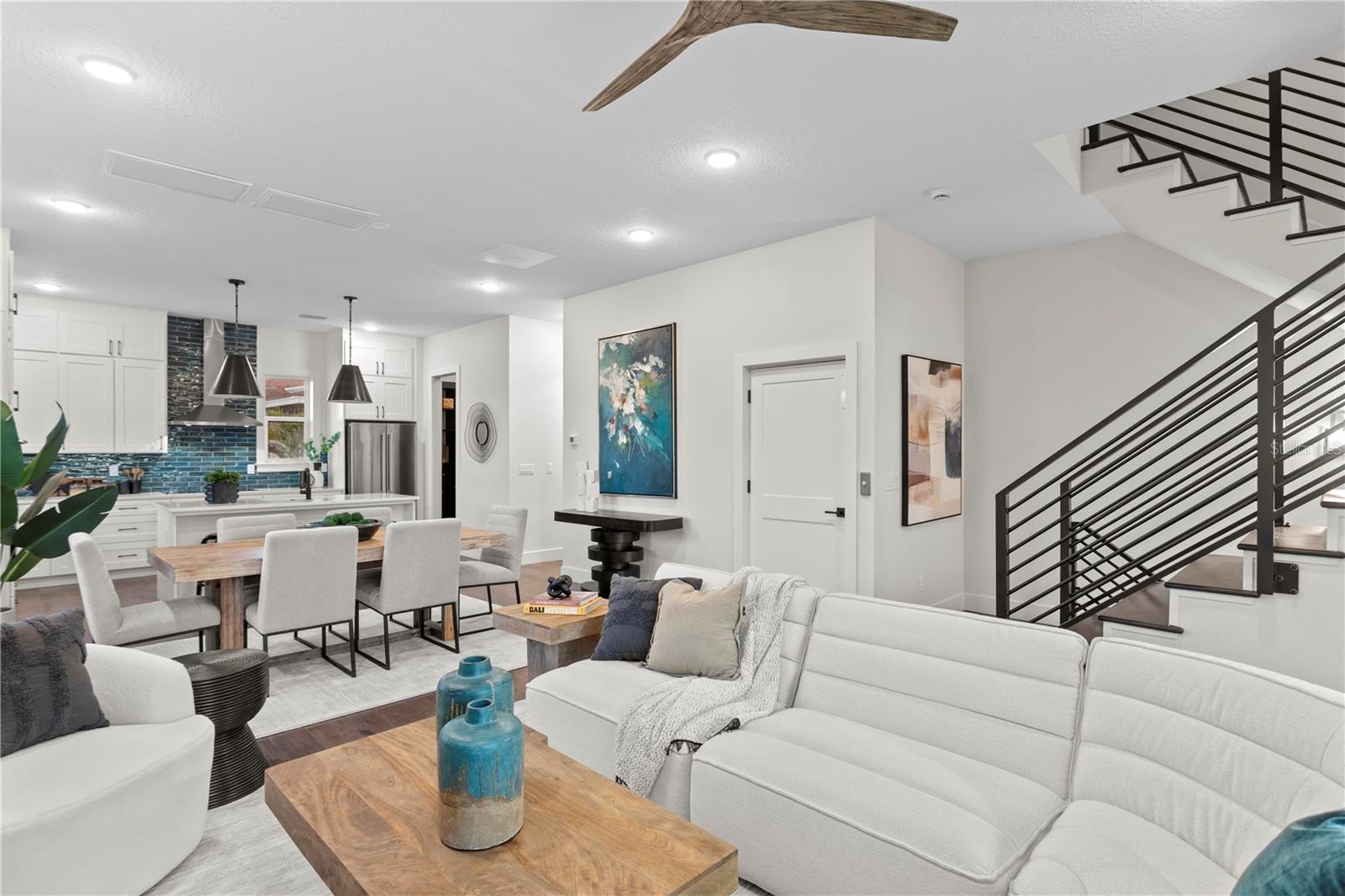 STRUM PLACE - Residential