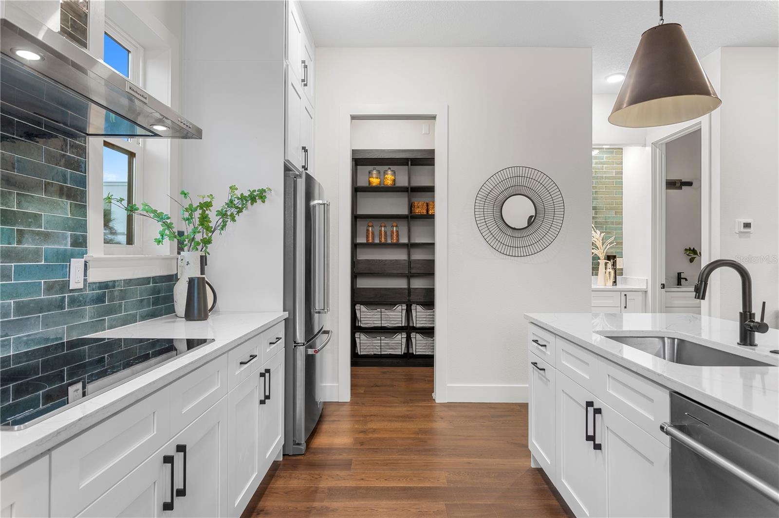 STRUM PLACE - Residential