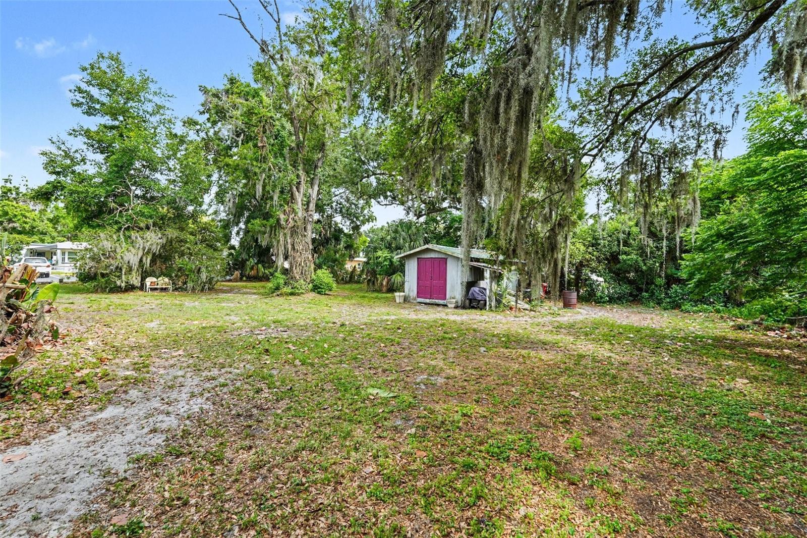 DEVANE & THOMAS - Residential