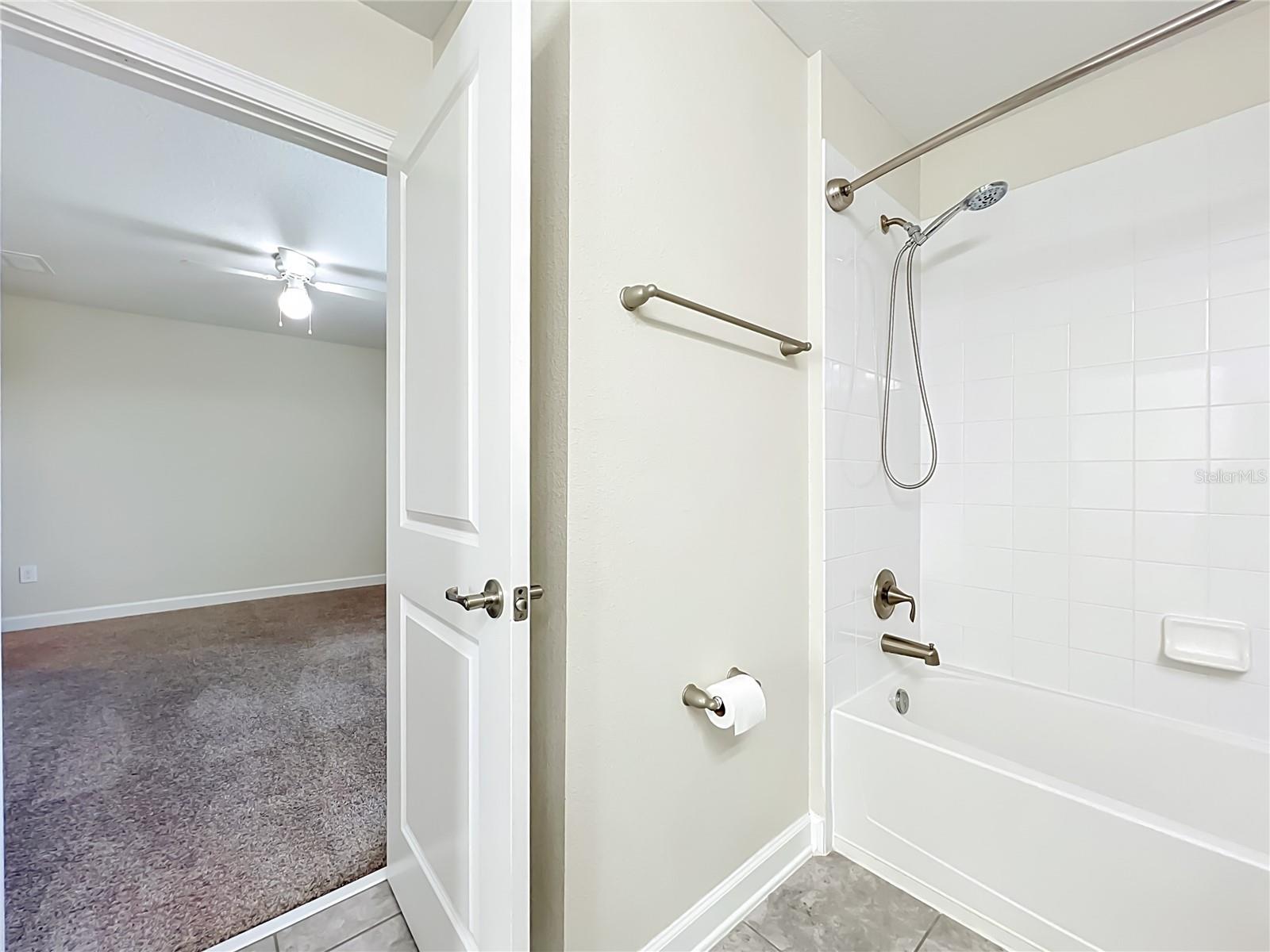OAKS/MOSS PARK PH 3 - Residential