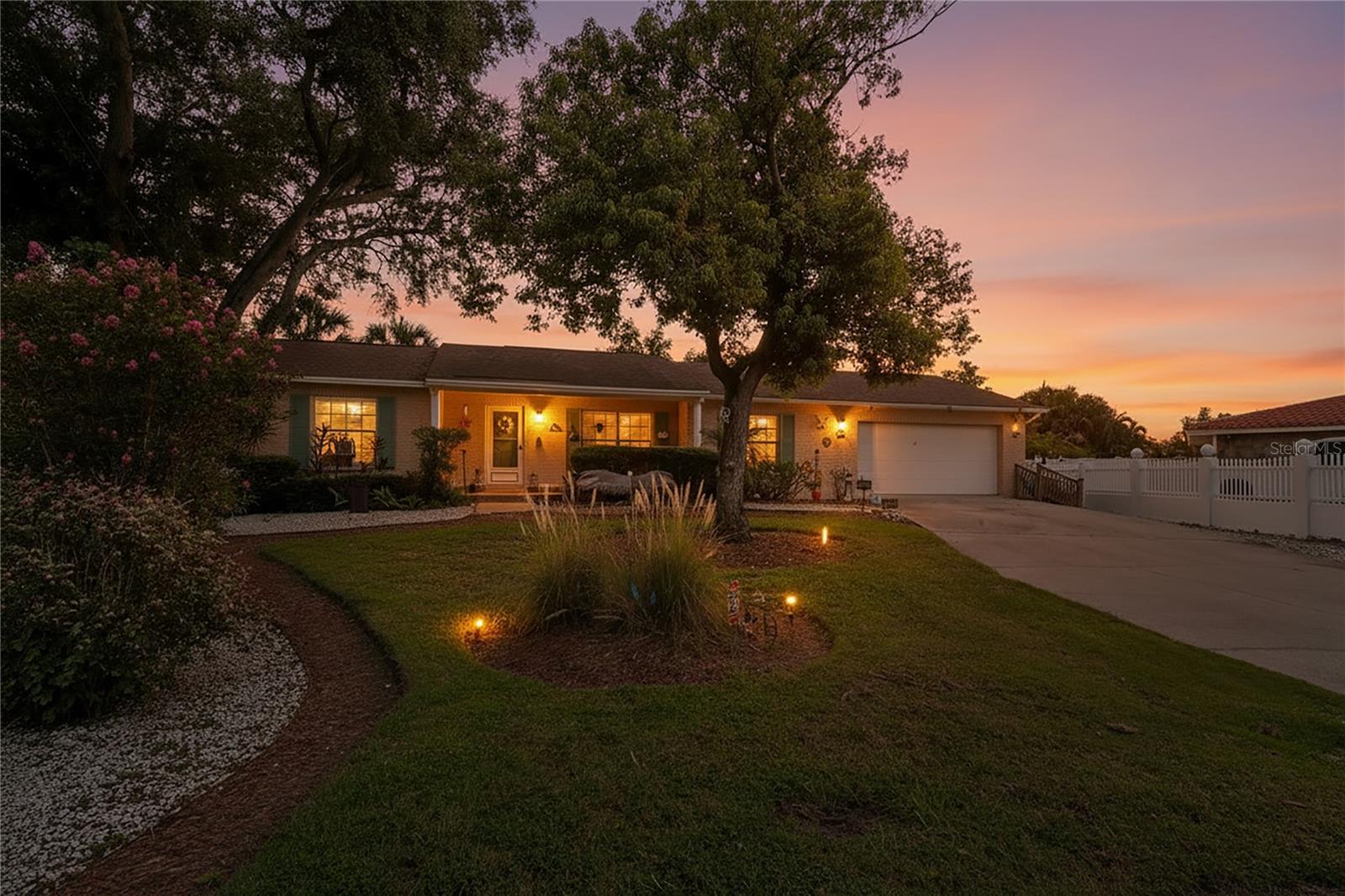 10739 DRUMMOND ROAD