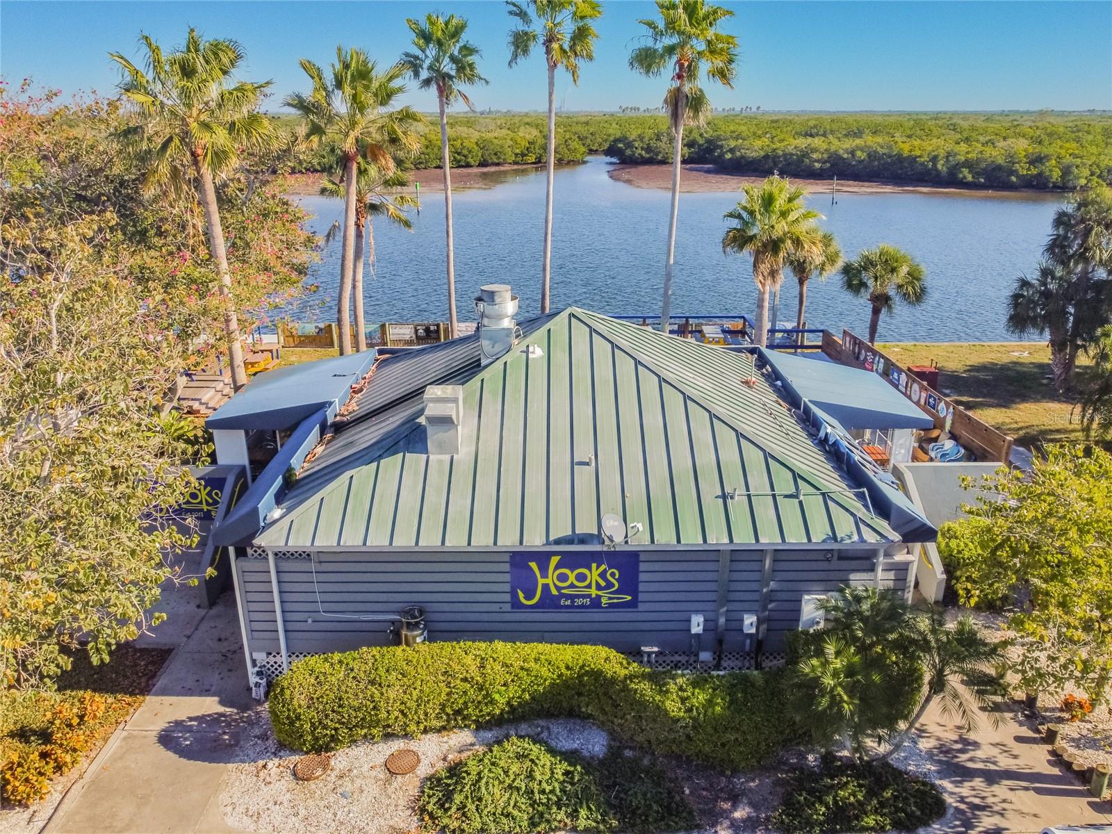 ISLAND RESORT AT MARINERS CLUB - Residential