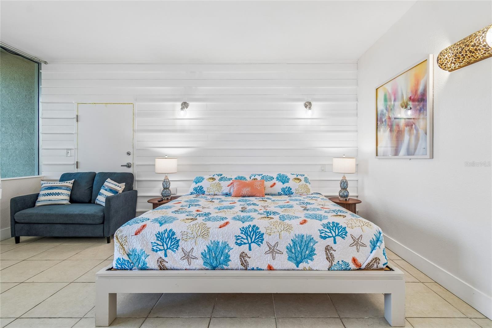 ISLAND RESORT AT MARINERS CLUB - Residential