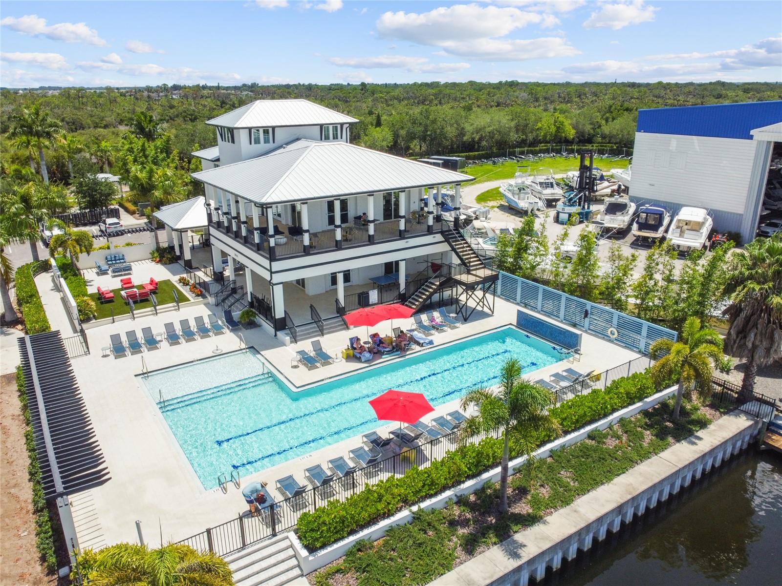 ISLAND RESORT AT MARINERS CLUB - Residential