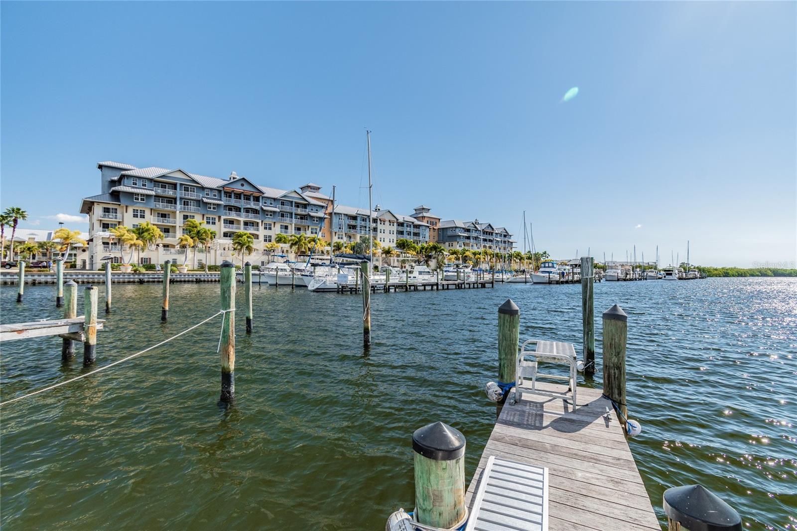 ISLAND RESORT AT MARINERS CLUB - Residential