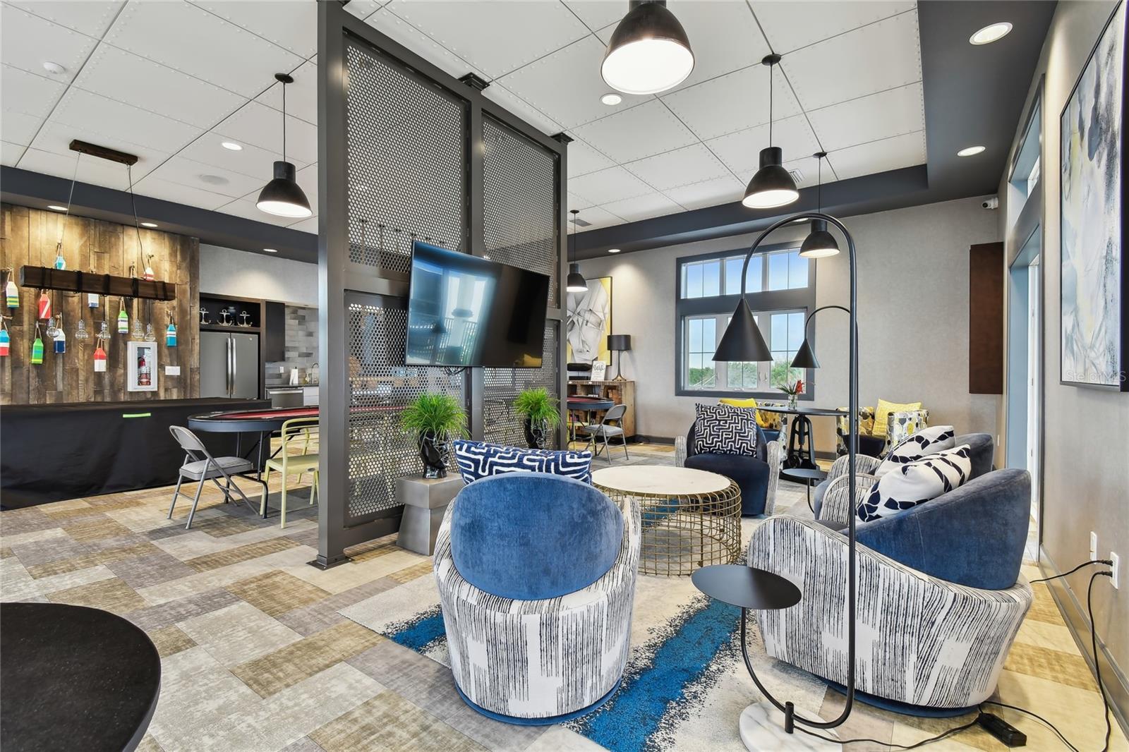 ISLAND RESORT AT MARINERS CLUB - Residential