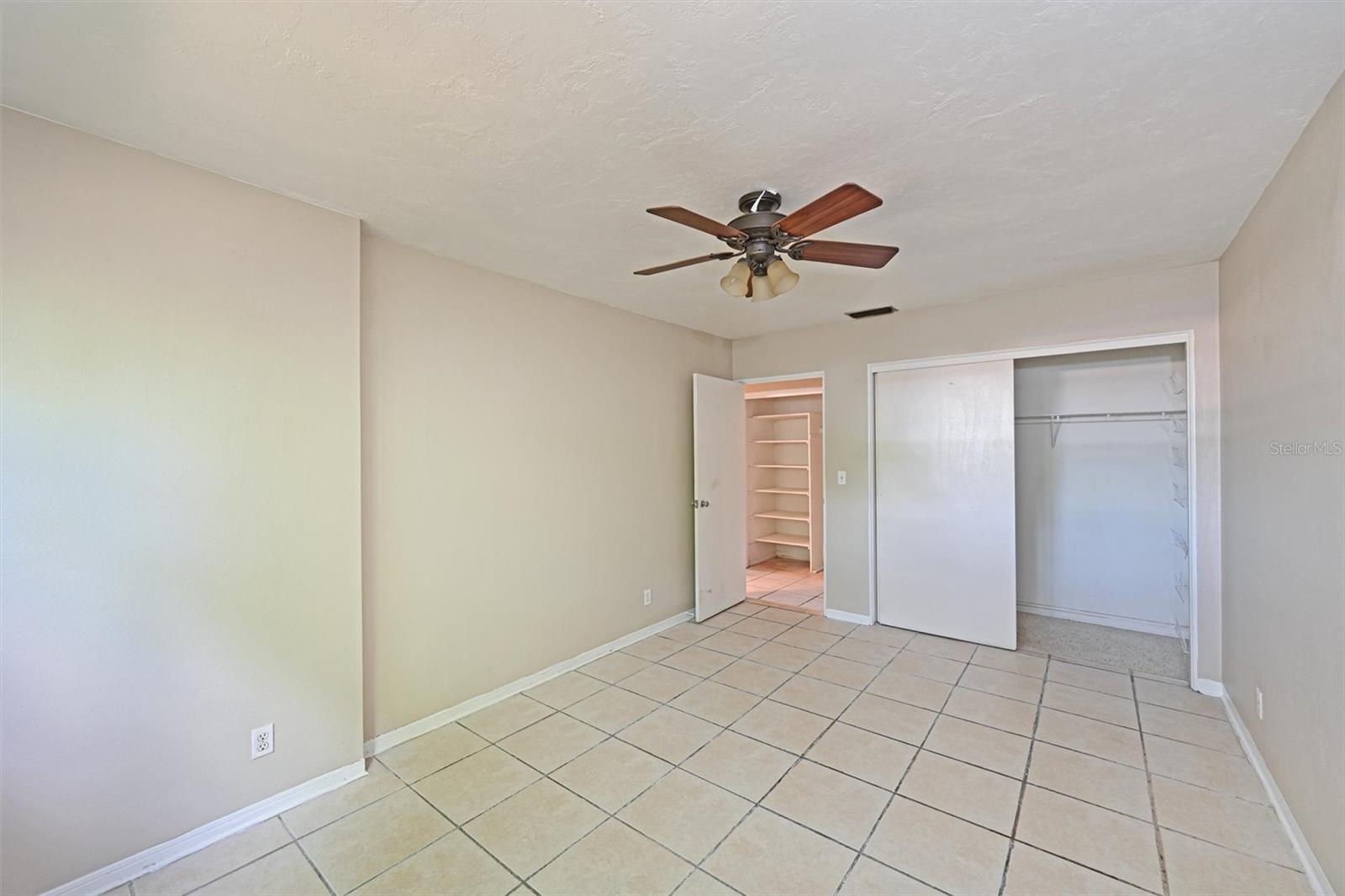 HOLIDAY HEIGHTS FIRST ADD - Residential Income