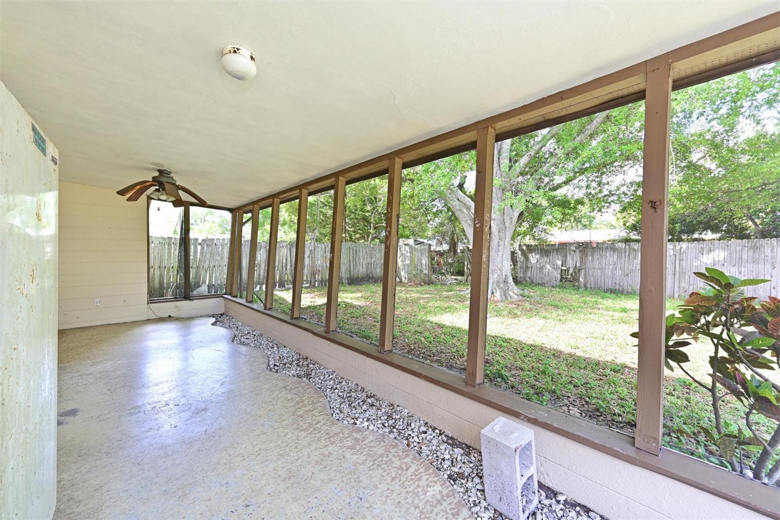 HOLIDAY HEIGHTS FIRST ADD - Residential Income