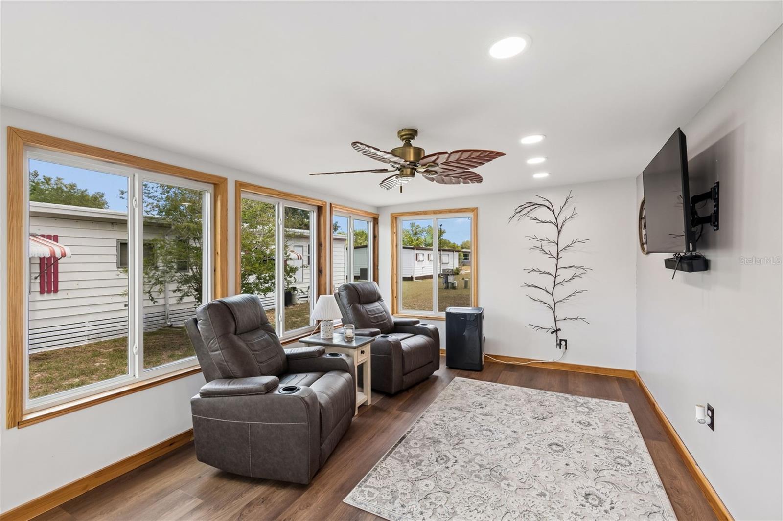 BROOKRIDGE COMM - Residential