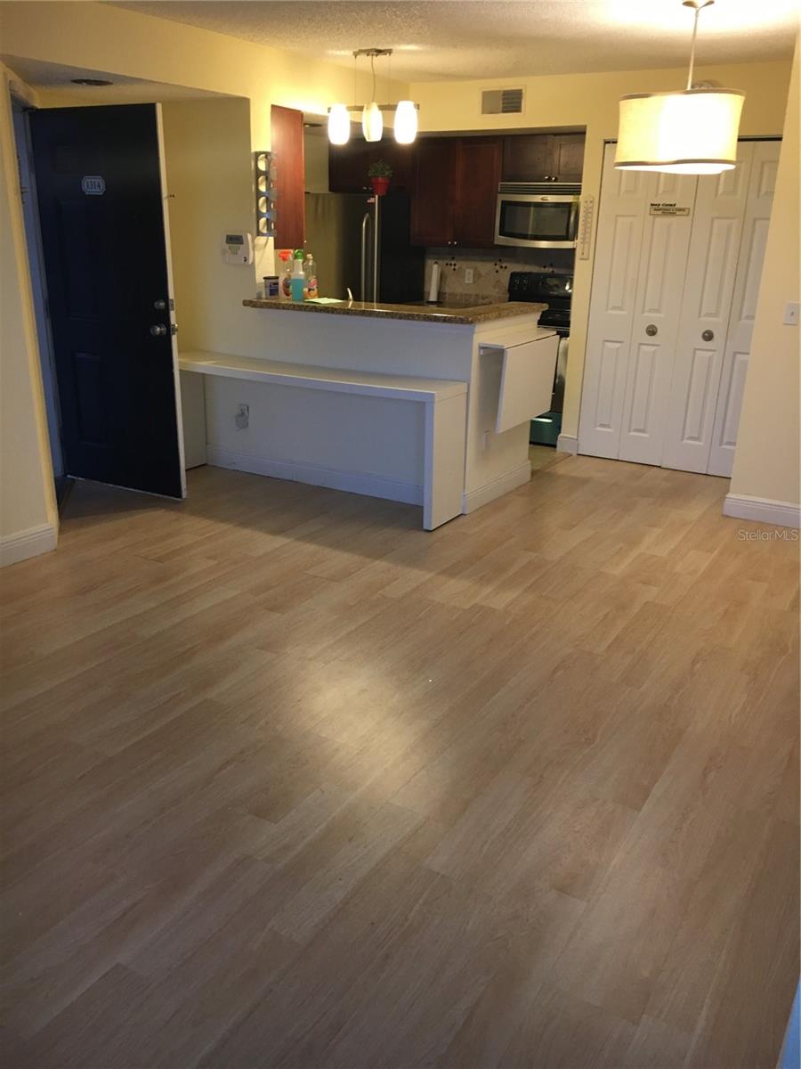 RESIDENCES/MILLENIA - Residential Lease