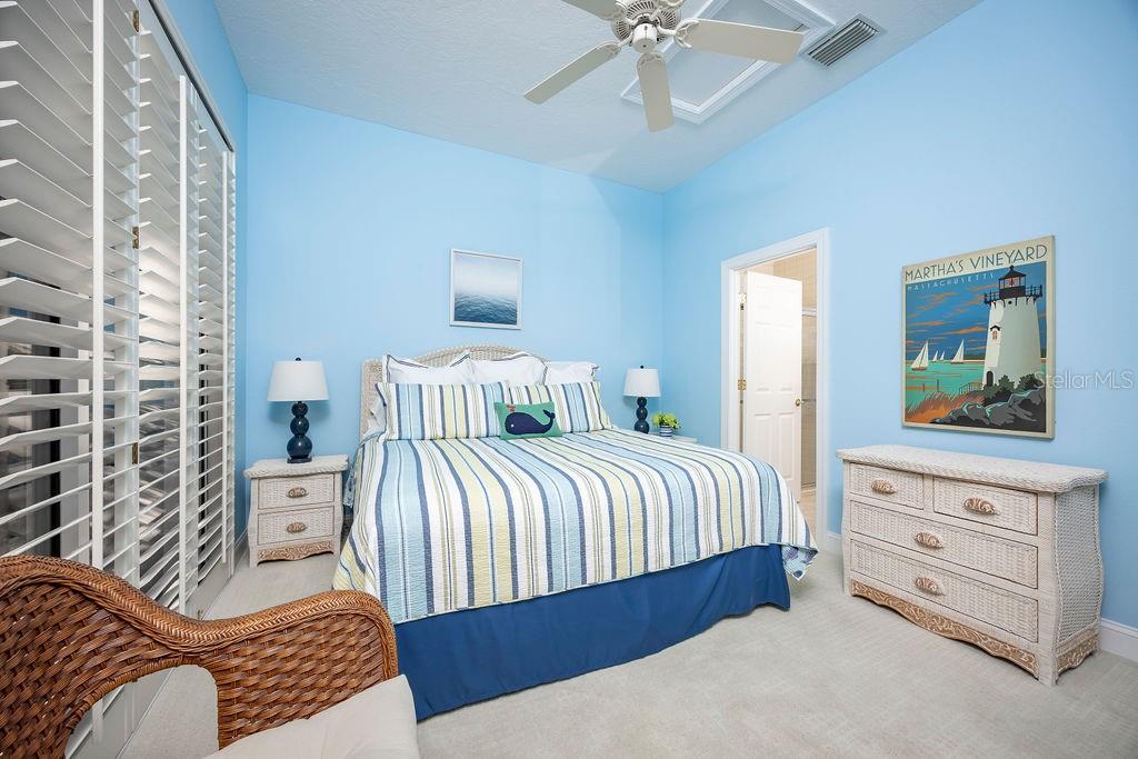 QUEENS HARBOUR - Residential