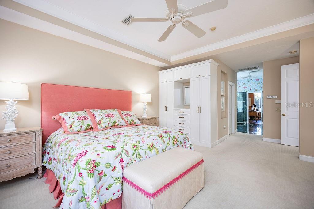 QUEENS HARBOUR - Residential