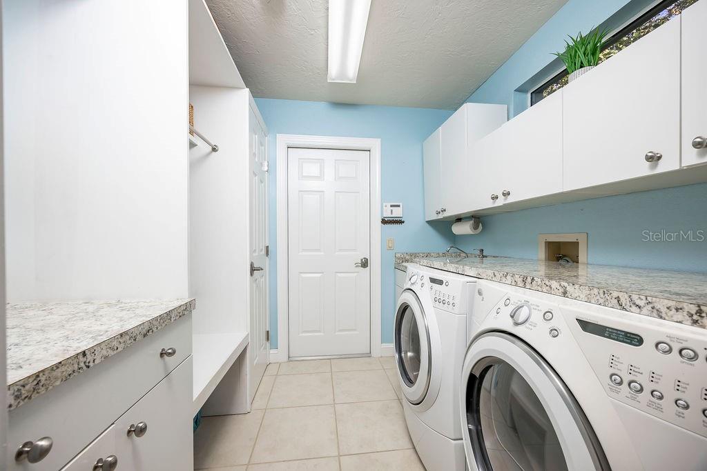 QUEENS HARBOUR - Residential