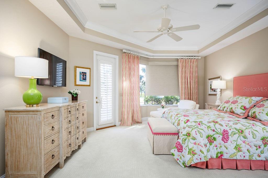 QUEENS HARBOUR - Residential