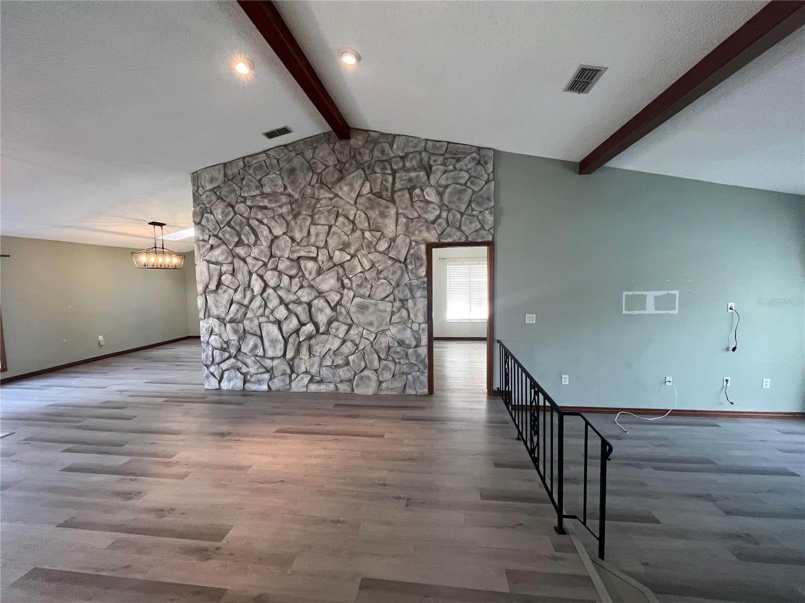 RIVER COUNTRY ESTATES - Residential