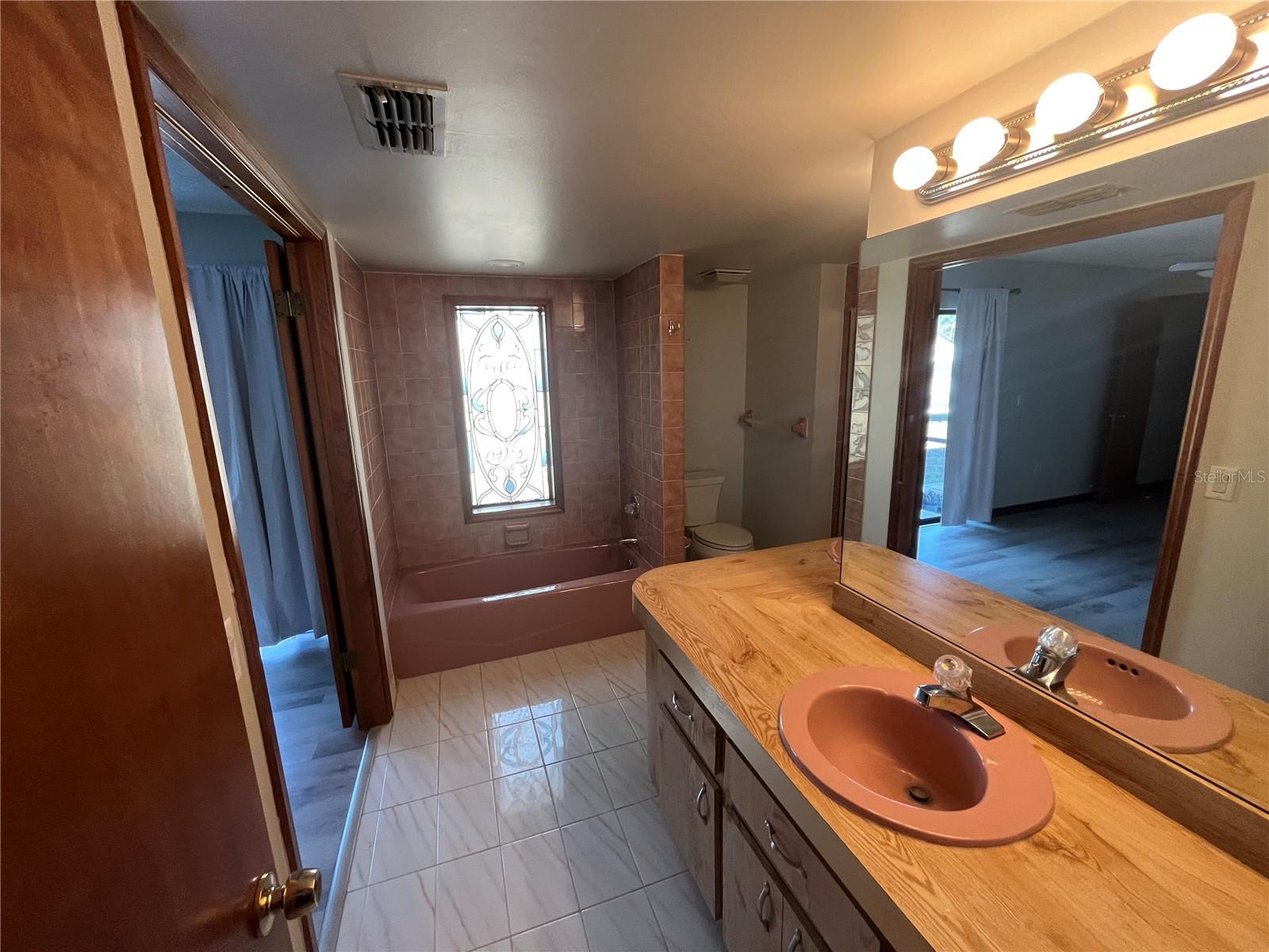 RIVER COUNTRY ESTATES - Residential