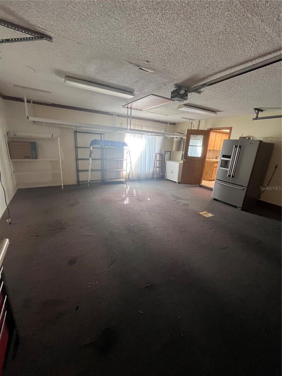 RIVER COUNTRY ESTATES - Residential